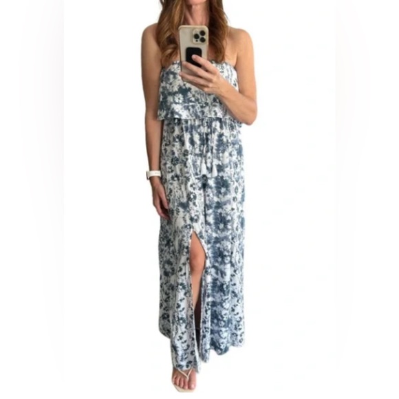 Japna Dresses & Skirts - Japna Blue Gray and White Strapless Sundress Resort Wear
